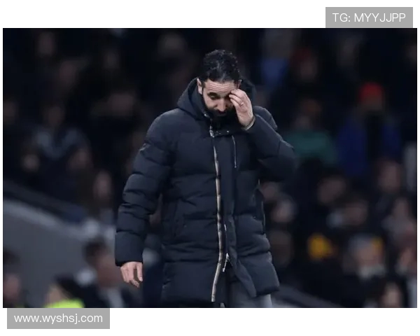 阿莫林谈上赛季压力与如今局势反转 坦言曾一度考虑是否下课